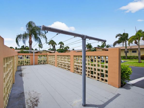 2852 Crosley C Drive W C, West Palm Beach FL 33415