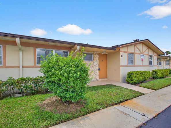 2852 Crosley C Drive W C, West Palm Beach FL 33415