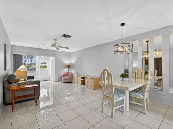 2852 Crosley C Drive W C, West Palm Beach FL 33415