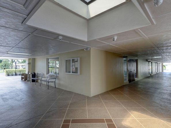 2852 Crosley C Drive W C, West Palm Beach FL 33415