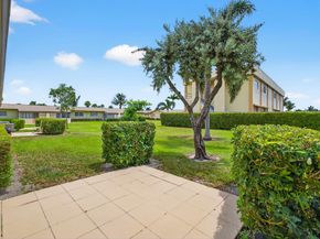 2852 Crosley C Drive W C, West Palm Beach FL 33415