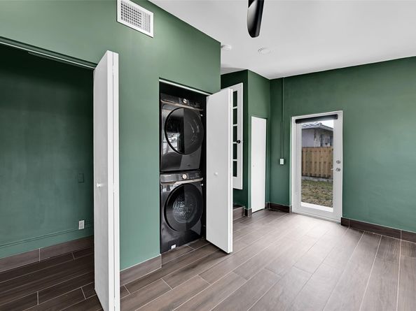 301 SW 17th St, Fort Lauderdale FL 33315