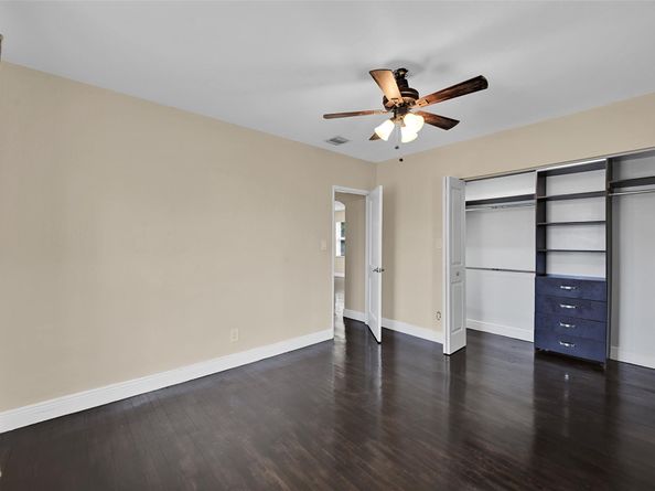 301 SW 17th St, Fort Lauderdale FL 33315