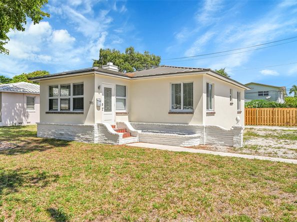 301 SW 17th St, Fort Lauderdale FL 33315