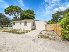 301 SW 17th St, Fort Lauderdale FL 33315