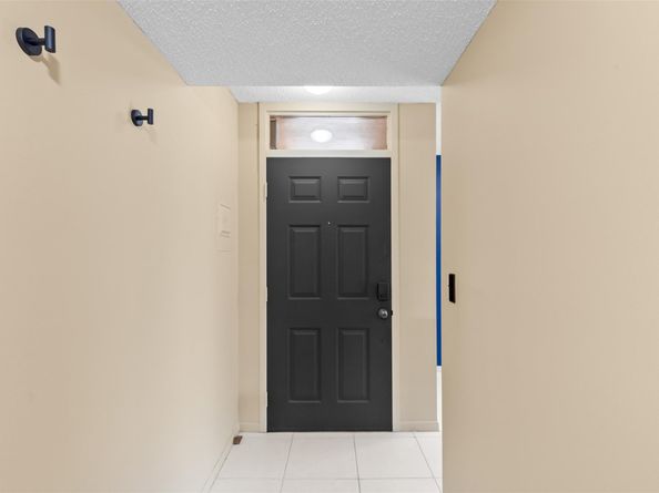 5836 Coral Lake Dr 312, Margate FL 33063