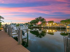 381 SE 6th Ter, Pompano Beach FL 33060