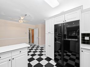 381 SE 6th Ter, Pompano Beach FL 33060