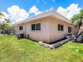 381 SE 6th Ter, Pompano Beach FL 33060
