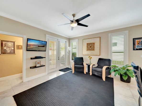 607 SW 5th Ave, Fort Lauderdale FL 33315