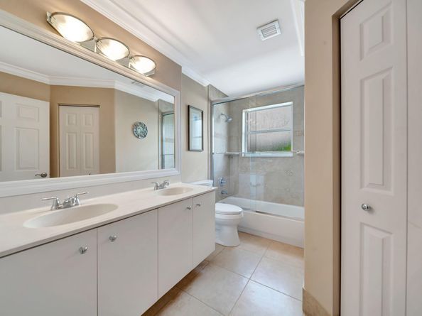 607 SW 5th Ave, Fort Lauderdale FL 33315