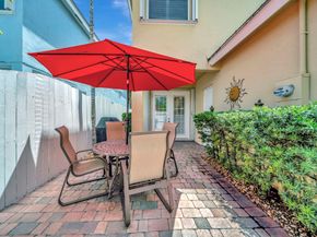 607 SW 5th Ave, Fort Lauderdale FL 33315