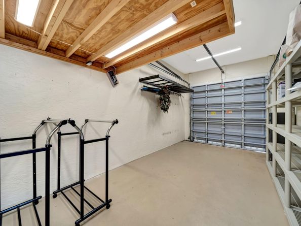 607 SW 5th Ave, Fort Lauderdale FL 33315