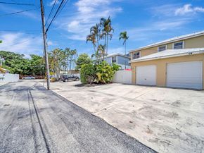 607 SW 5th Ave, Fort Lauderdale FL 33315