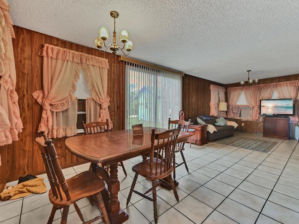 629 Dogwood Road, West Palm Beach FL 33409