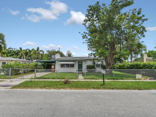 629 Dogwood Road, West Palm Beach FL 33409
