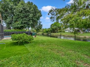 1462 NW 97th Ter, Coral Springs FL 33071