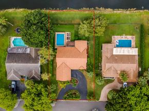 1462 NW 97th Ter, Coral Springs FL 33071