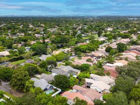 1462 NW 97th Ter, Coral Springs FL 33071