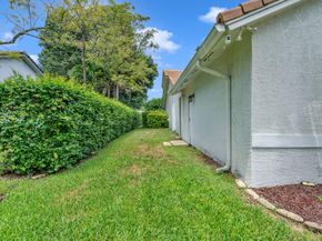 1462 NW 97th Ter, Coral Springs FL 33071
