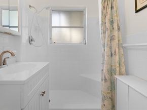 2720 SE 2nd Court, Pompano Beach FL 33062