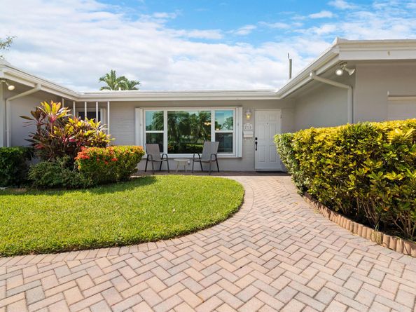 2720 SE 2nd Court, Pompano Beach FL 33062