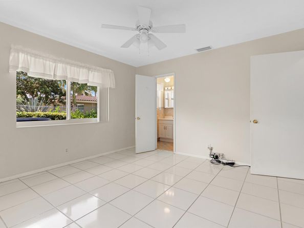 2720 SE 2nd Court, Pompano Beach FL 33062