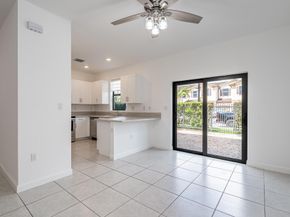 4645 Caspian Way, Davie FL 33314