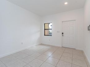 4645 Caspian Way, Davie FL 33314