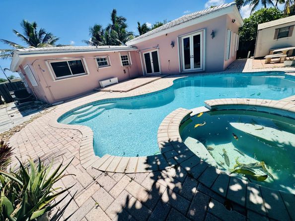 467 NE 31st Street, Boca Raton FL 33431