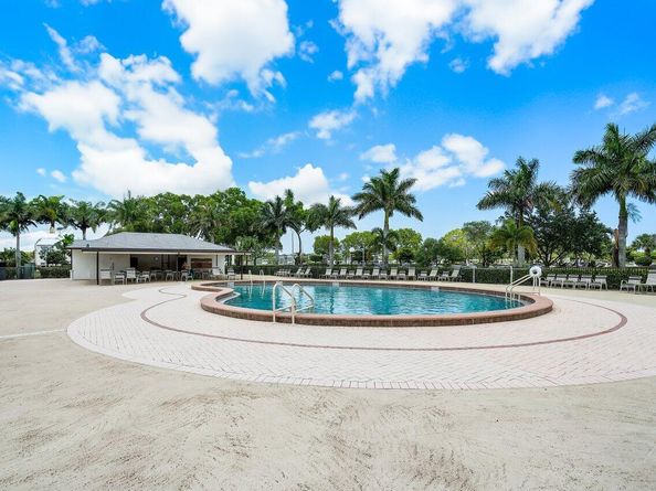 228 Brighton F, Boca Raton FL 33434