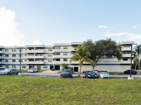 1891 N 61st Avenue B206, Hollywood FL 33024