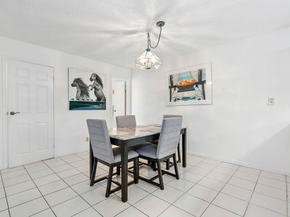 2171 SW 90th Ave c8, Davie FL 33324