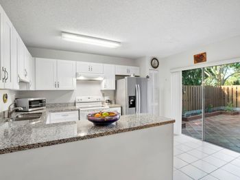 2171 SW 90th Ave