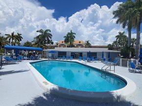 455 Paradise Isle Blvd 305, Hallandale Beach FL 33009