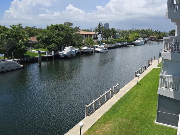 455 Paradise Isle Blvd 305, Hallandale Beach FL 33009