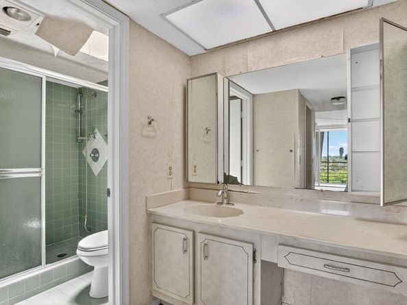 23277 Barwood Lane N 406, Boca Raton FL 33428