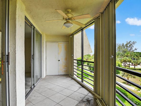 23277 Barwood Lane N 406, Boca Raton FL 33428