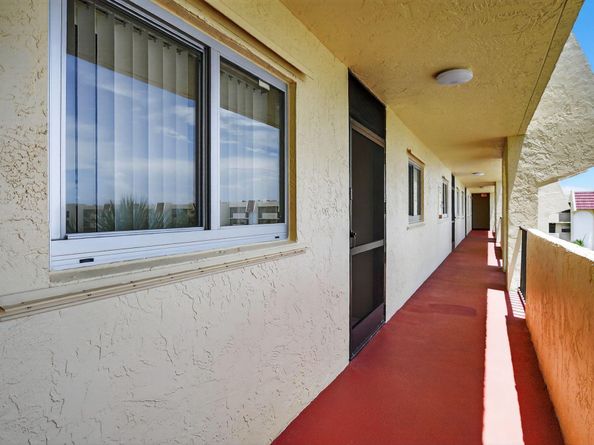 23277 Barwood Lane N 406, Boca Raton FL 33428