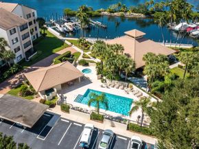 343 Oak Harbour Drive 343, Juno Beach FL 33408