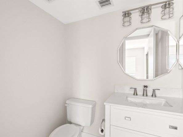 343 Oak Harbour Drive 343, Juno Beach FL 33408
