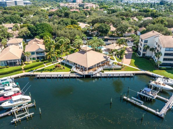 343 Oak Harbour Drive 343, Juno Beach FL 33408
