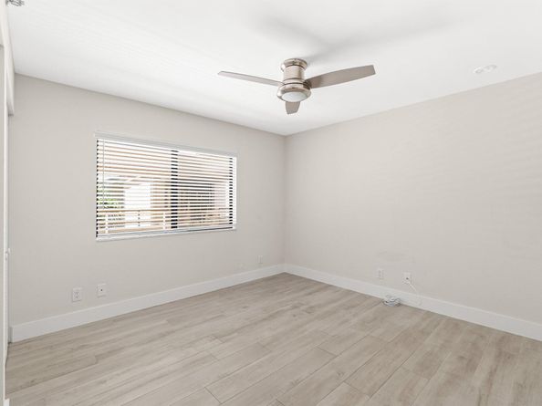 343 Oak Harbour Drive 343, Juno Beach FL 33408