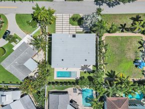 2728 NE 31st St, Lighthouse Point FL 33064