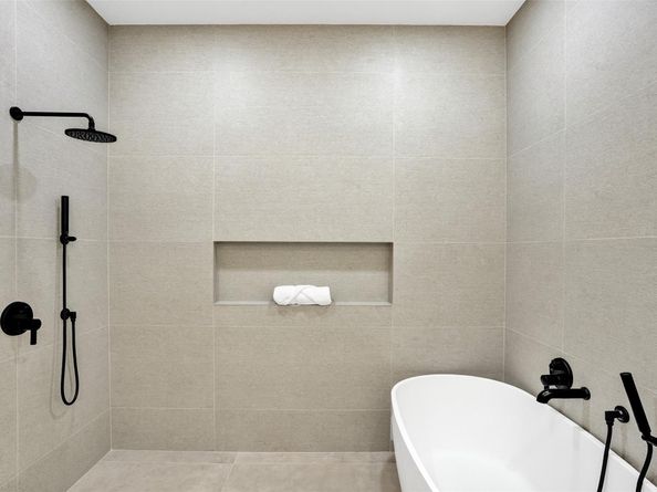 2728 NE 31st St, Lighthouse Point FL 33064