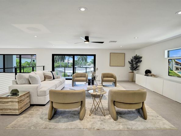 2728 NE 31st St, Lighthouse Point FL 33064