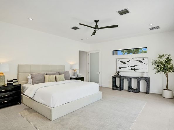 2728 NE 31st St, Lighthouse Point FL 33064