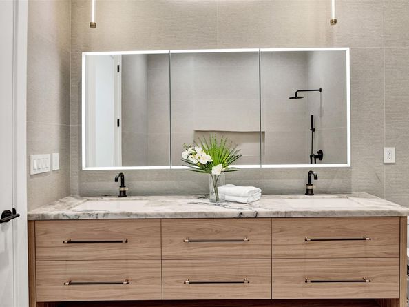 2728 NE 31st St, Lighthouse Point FL 33064