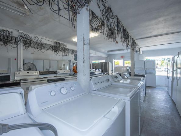 928 S Dixie Highway, Lake Worth Beach FL 33460
