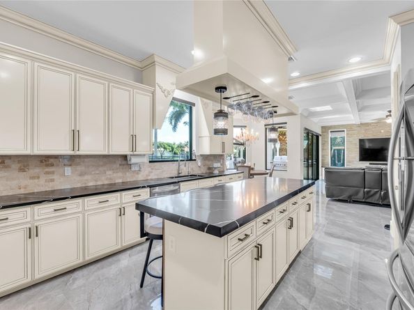 11737 Windsor Bay Pl, Wellington FL 33449